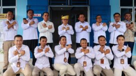 Menteri Perlindungan Pekerja Migran Indonesia (P2MI), Drs. Mukhtarudin bersama Gubernur Kepri dan Wakil Gubernur Kepri saat melakukan kunjungan di di Provinsi Kepulauan Riau, Senin (08/06)