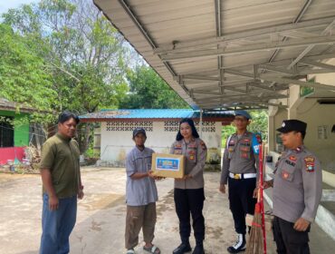 Polsek Kawasan Bandara Raja Haji Fisabilillah (RHF) Tanjungpinang melaksanakan kegiatan Bakti Religi di salah satu rumah ibadah di wilayah Kota Tanjungpinang, Kamis (11/6/2026).