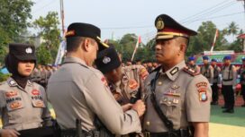 Kapolresta Tanjungpinang, Kombes Pol. Indra Ranu Dikarta memimpin upacara pelantikan Wakapolresta Tanjungpinang di Lapangan Bhayangkara Polresta Tanjungpinang, Senin (27/7/2026).